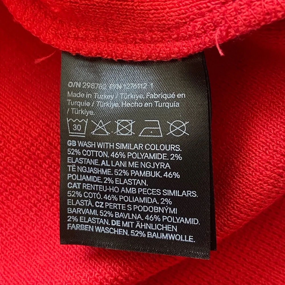 H&M Divided Red Crop Top Cardigan - Picture 11 of 11